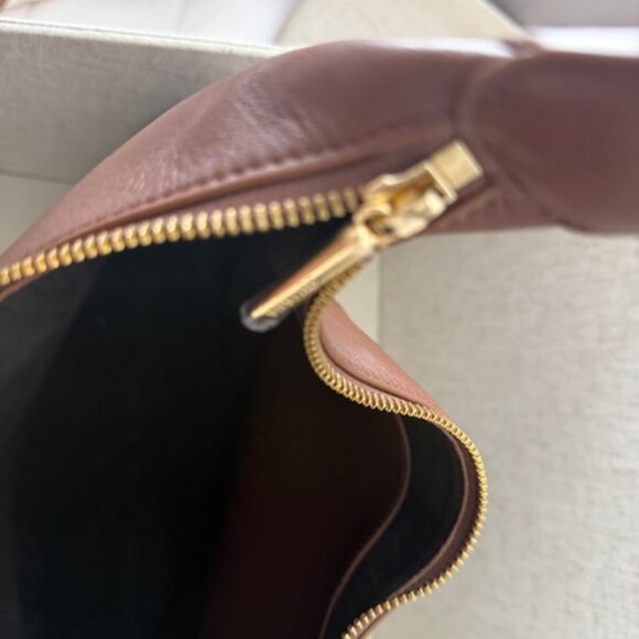 Cuyana Oversized Celestia Bag - Picture 7 of 16